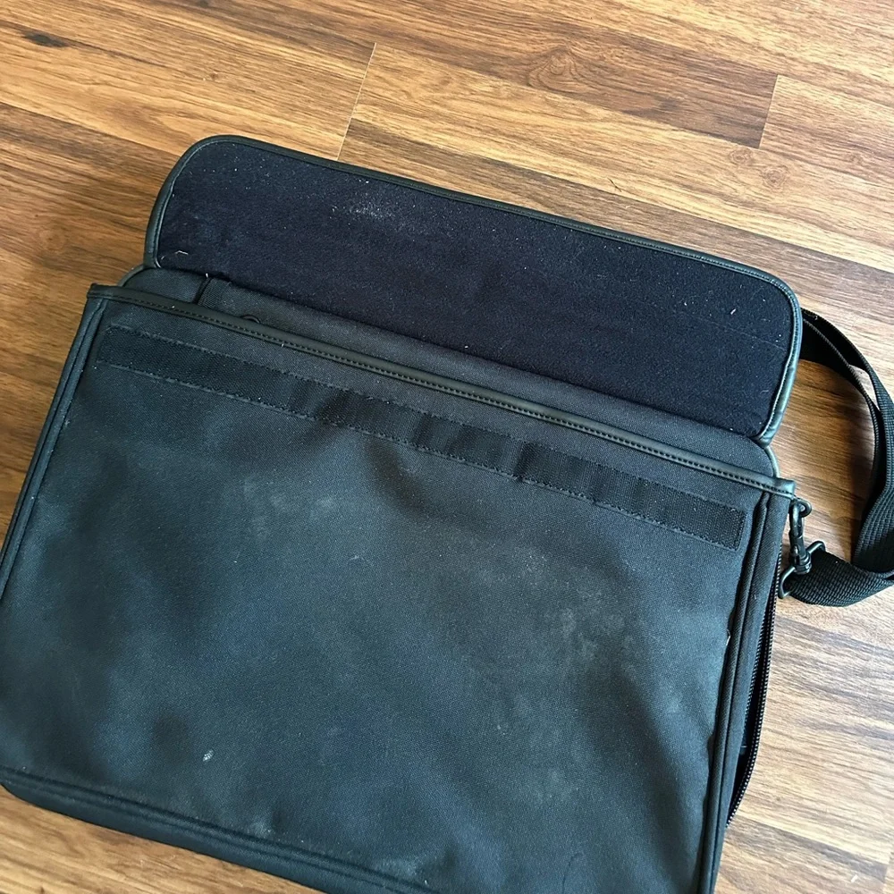 VTG DELL Padded Computer Briefcase Bag